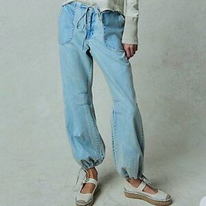 Free People We The Free Play Hard Low-Rise Jeans